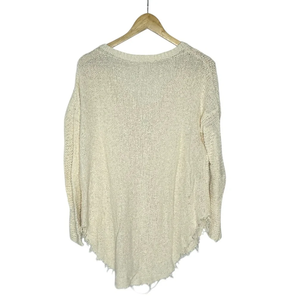 Free People Cream Long Sleeve V-Neck Distressed Hem Pullover Sweater Size S